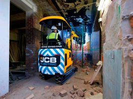 mini pelle electrique JCB