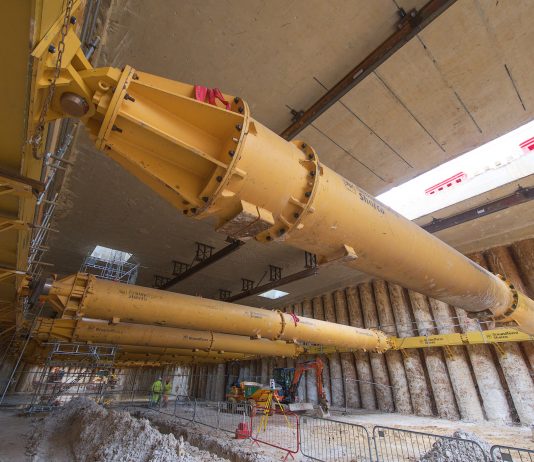 Les butons Groundforce Shorco sur un chantier ferroviaire Luton