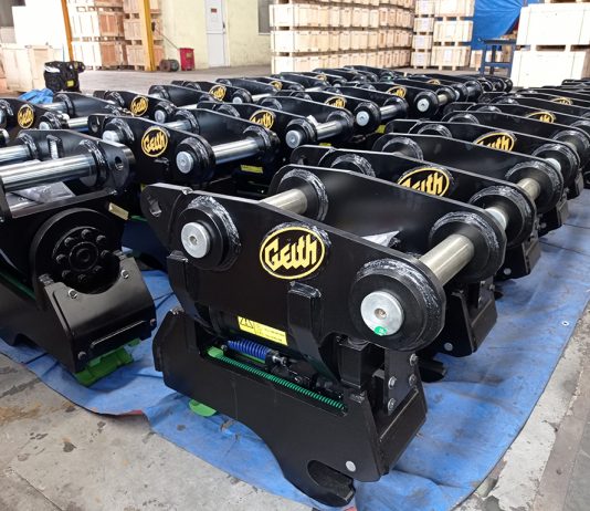 GT Tilt Coupler Stock
