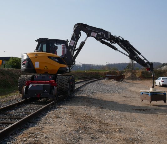 Mecalac 216MRail Framateq Rhône-Alpes