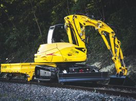 2 -MECALAC-136MRail-Job_site-1-Copyright_Semaphore-72dpi-web