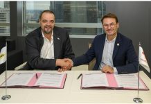TotalEnergies et Colas renouvellent leur partenariat TotalEnergies